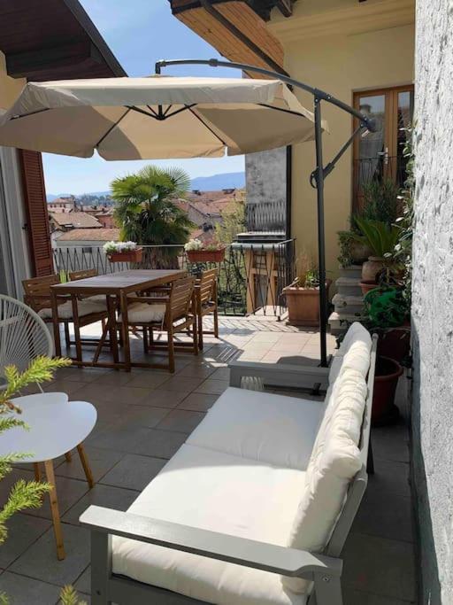 Appartement La Dolce Vita à Intra Extérieur photo